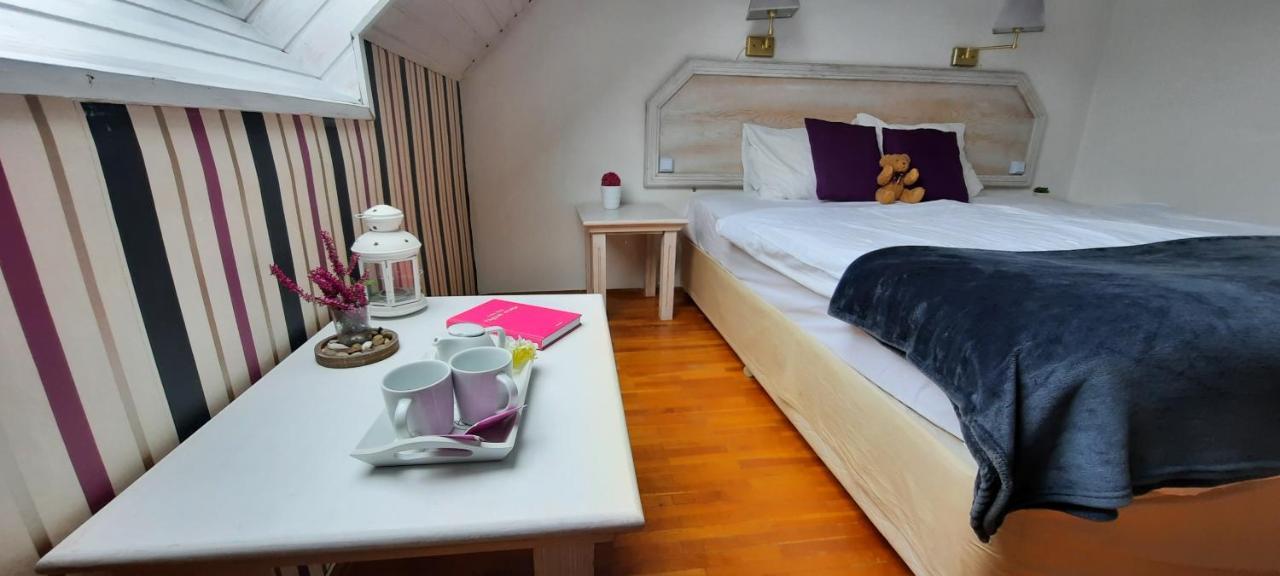 BELYSIUM Bed&Breakfast Panzió Gyenesdiás Exterior foto
