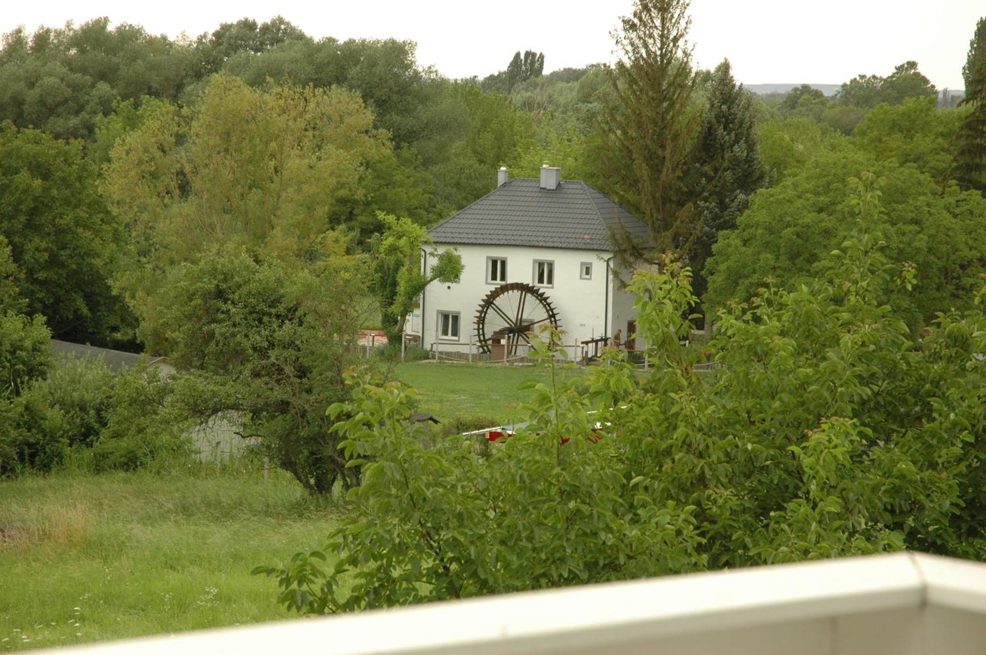 BELYSIUM Bed&Breakfast Panzió Gyenesdiás Exterior foto